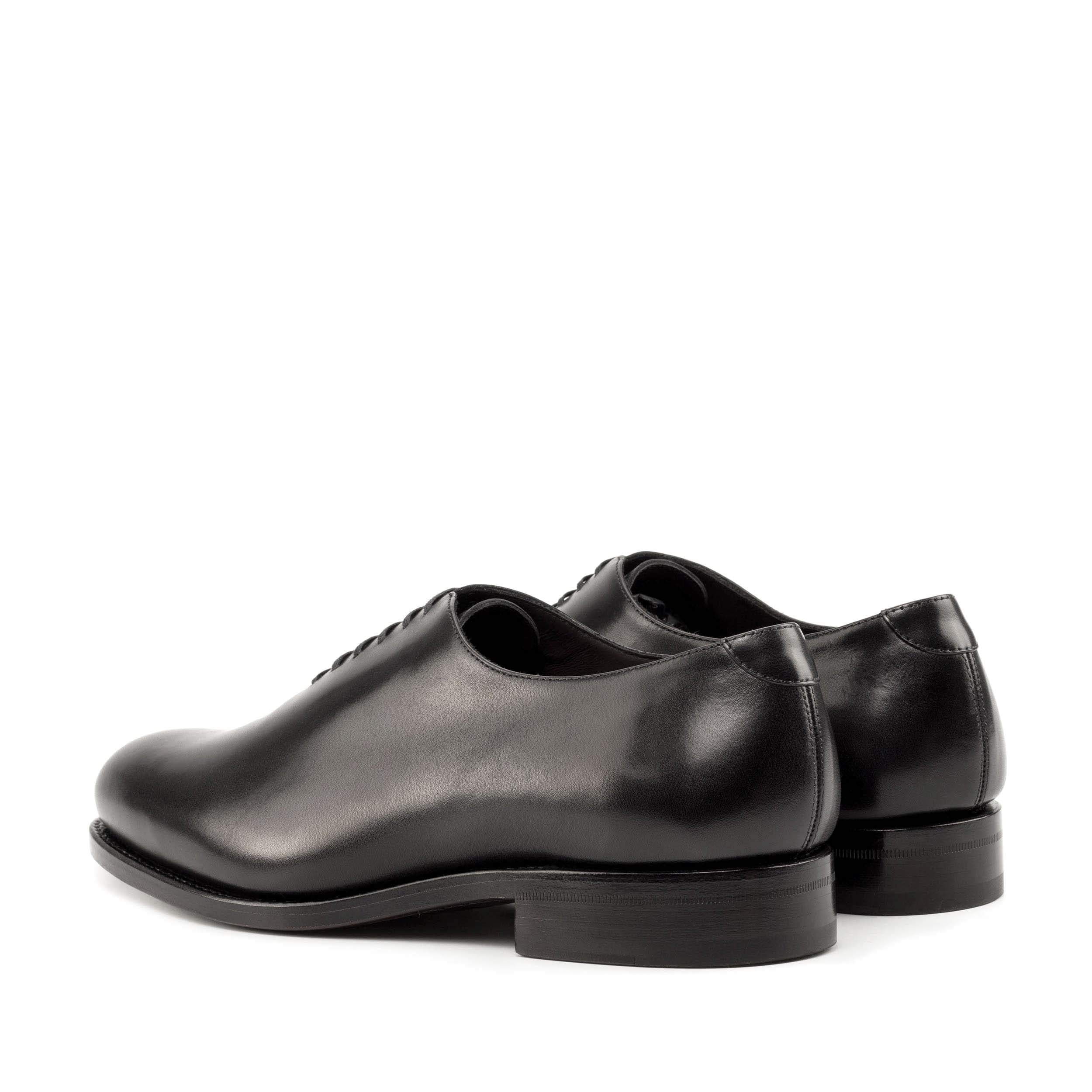 Greenwich Black Whole Cut
