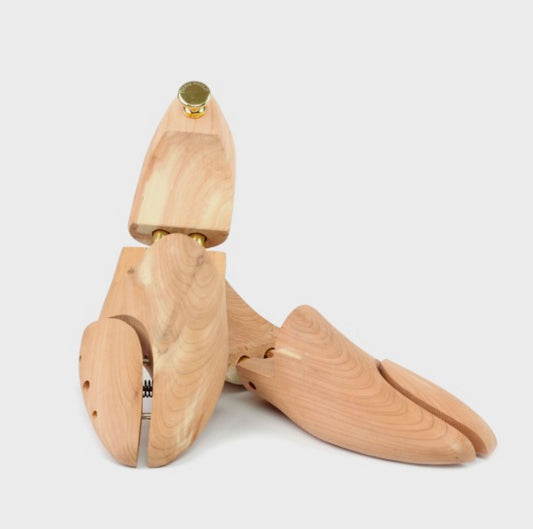 Cedar Wood Shoe Tree