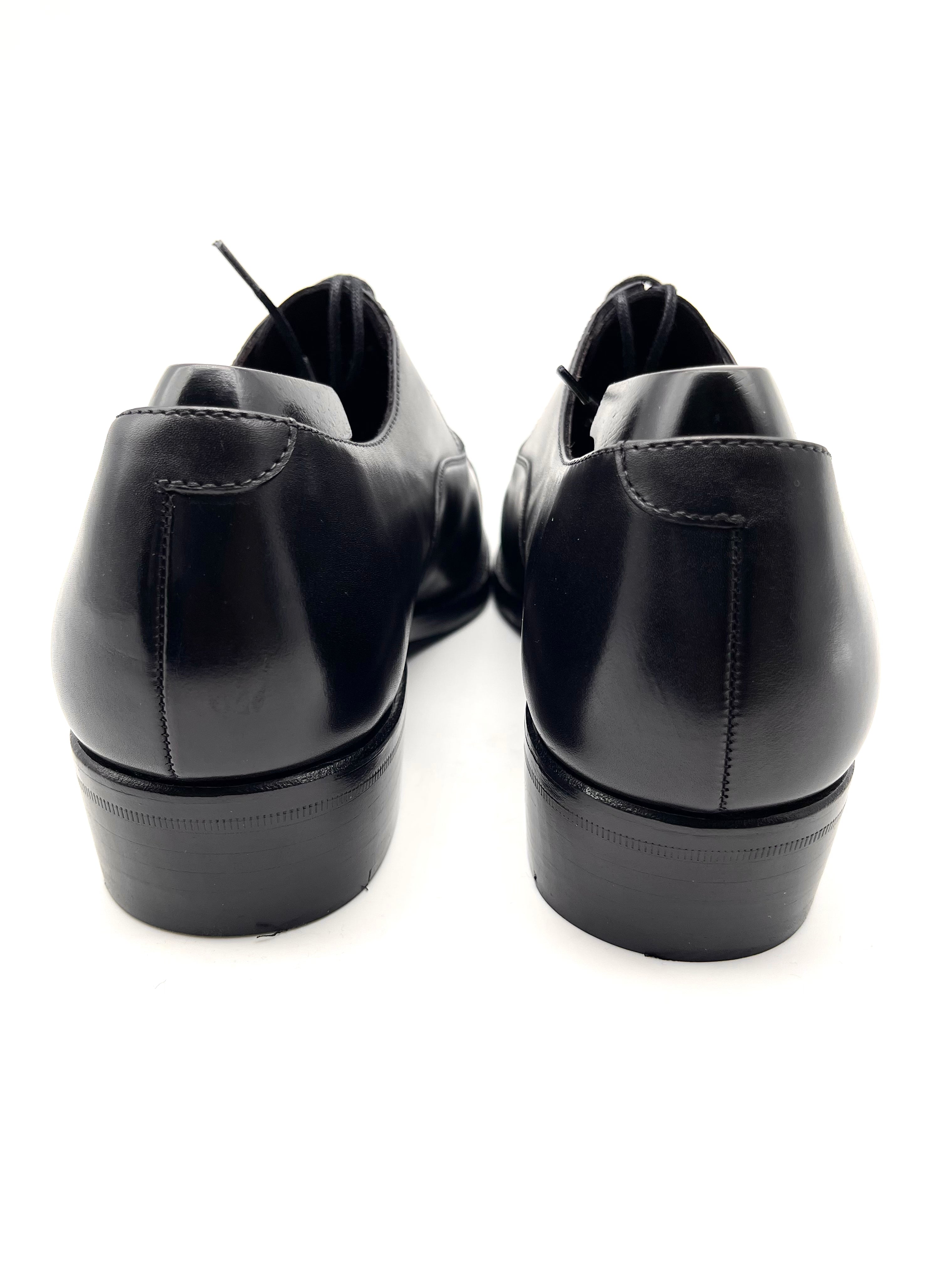 Pierre Oxford - Black